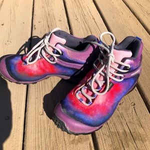 Size 6.5 Merrell Chameleon hiking boot with goretex